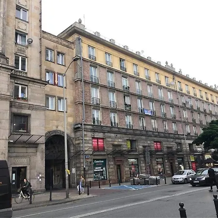 Silver House Center Apartment